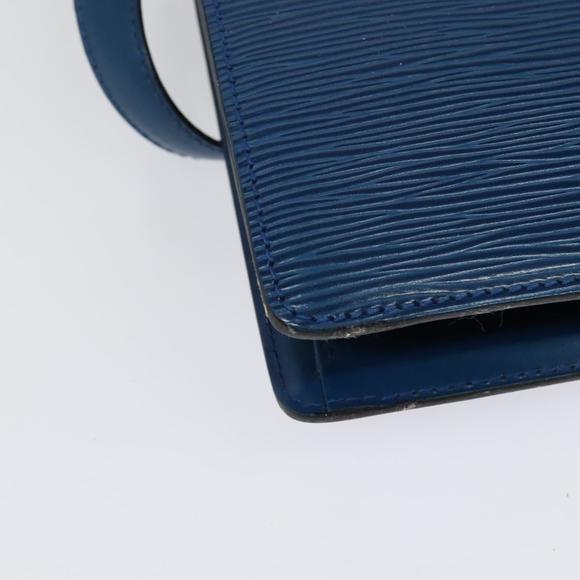 LOUIS VUITTON Epi Capuchin Shoulder Bag Blue M52345 LV Auth 142131 - Picture 15 of 16